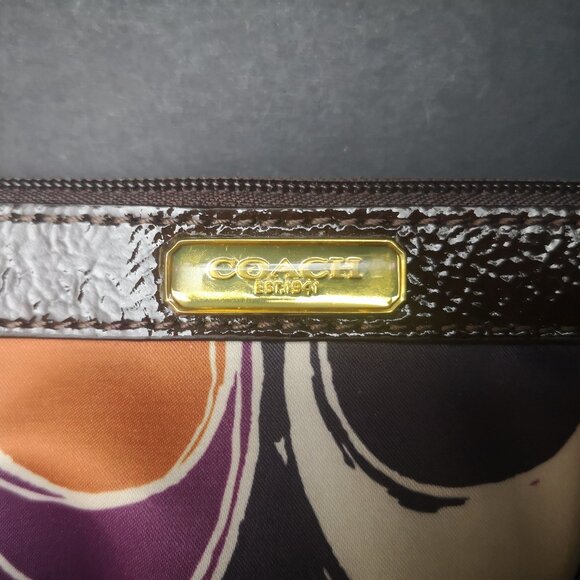 Coach Ashley Multi Colored Sateen Scarf Print w/ Patent Leather Trim Wristlet - Picture 2 of 6